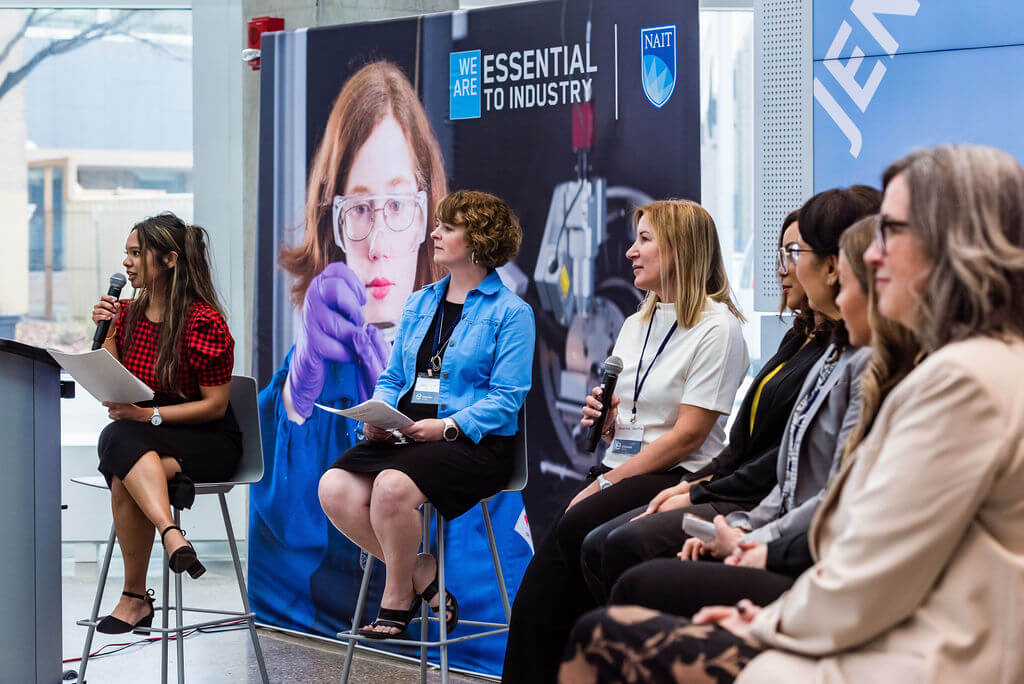 Womens Nait Confrence 128